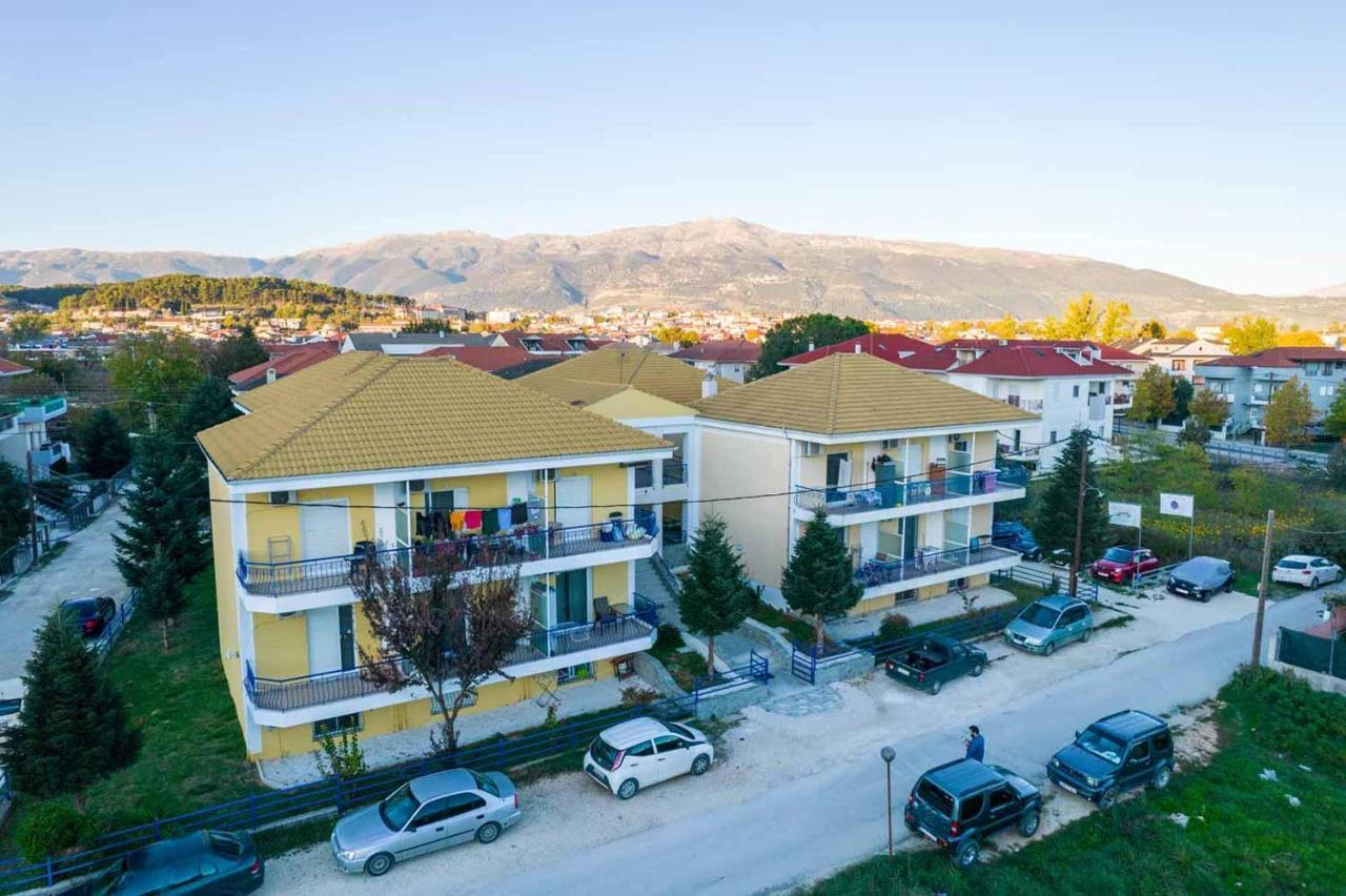 My Oneiro Apartments Янина Экстерьер фото
