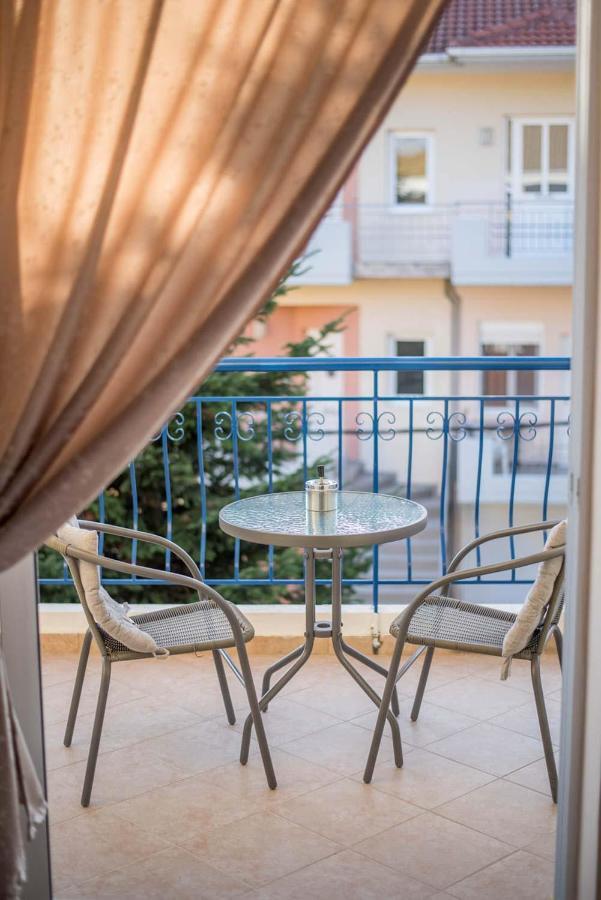 My Oneiro Apartments Янина Экстерьер фото
